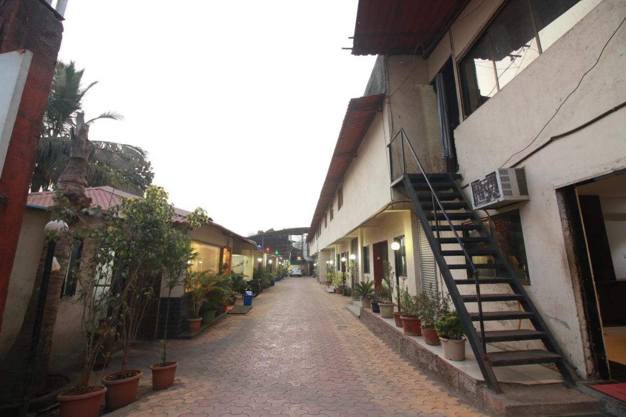 Hotel Nest Inn Residency Bhiwandi Exterior foto