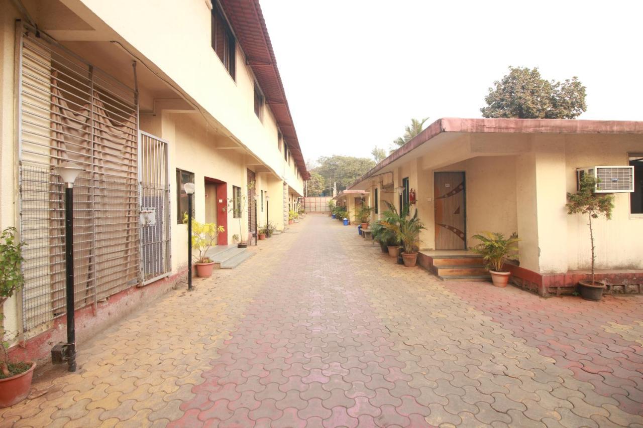 Hotel Nest Inn Residency Bhiwandi Exterior foto
