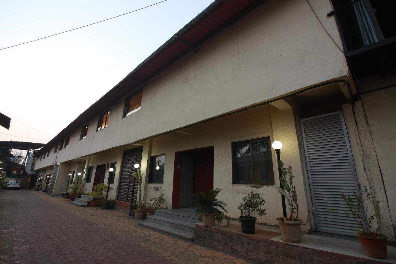 Hotel Nest Inn Residency Bhiwandi Exterior foto